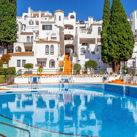 Delightful 2 Bed, Pueblo Evita Benalmádena Exterior foto