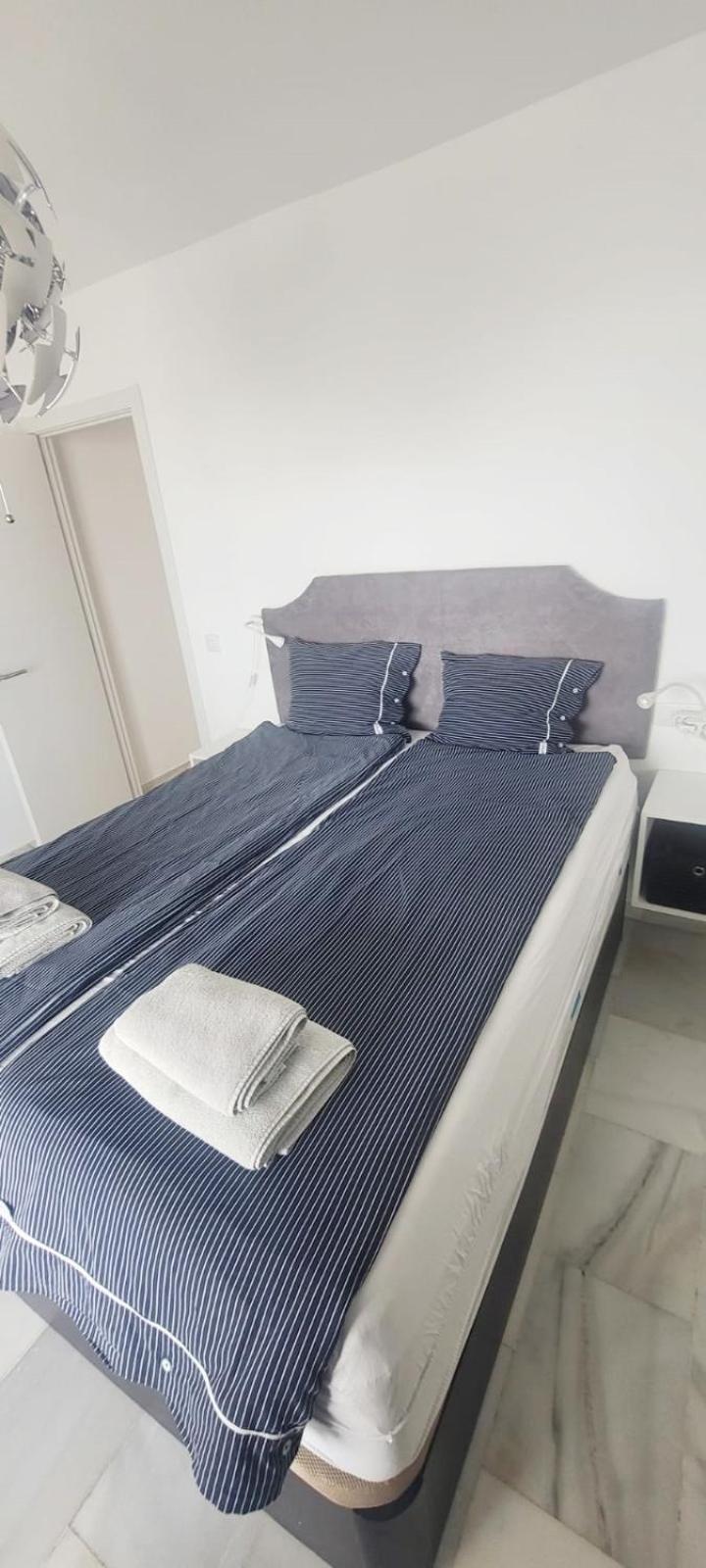 Delightful 2 Bed, Pueblo Evita Benalmádena Exterior foto