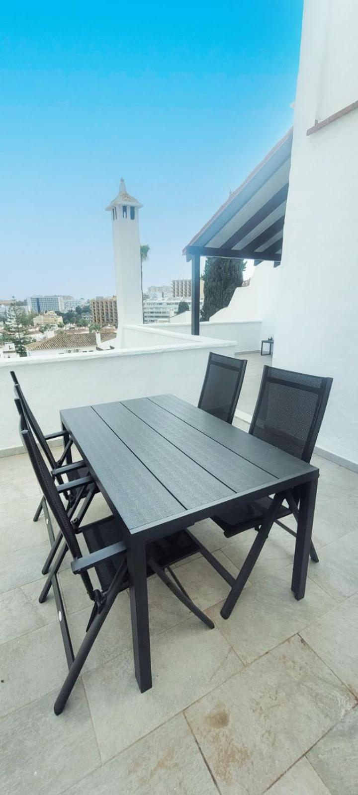 Delightful 2 Bed, Pueblo Evita Benalmádena Exterior foto